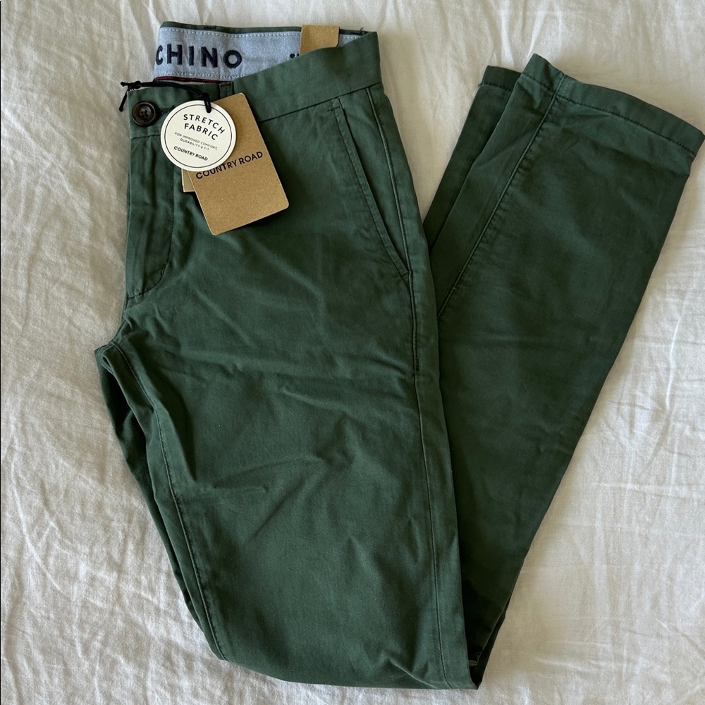 Country Road Men's Olive Chino Pants